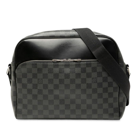 Louis Vuitton Damier Graphite Dayton MM Crossbody Shoulder Bag N41409 Black PVC