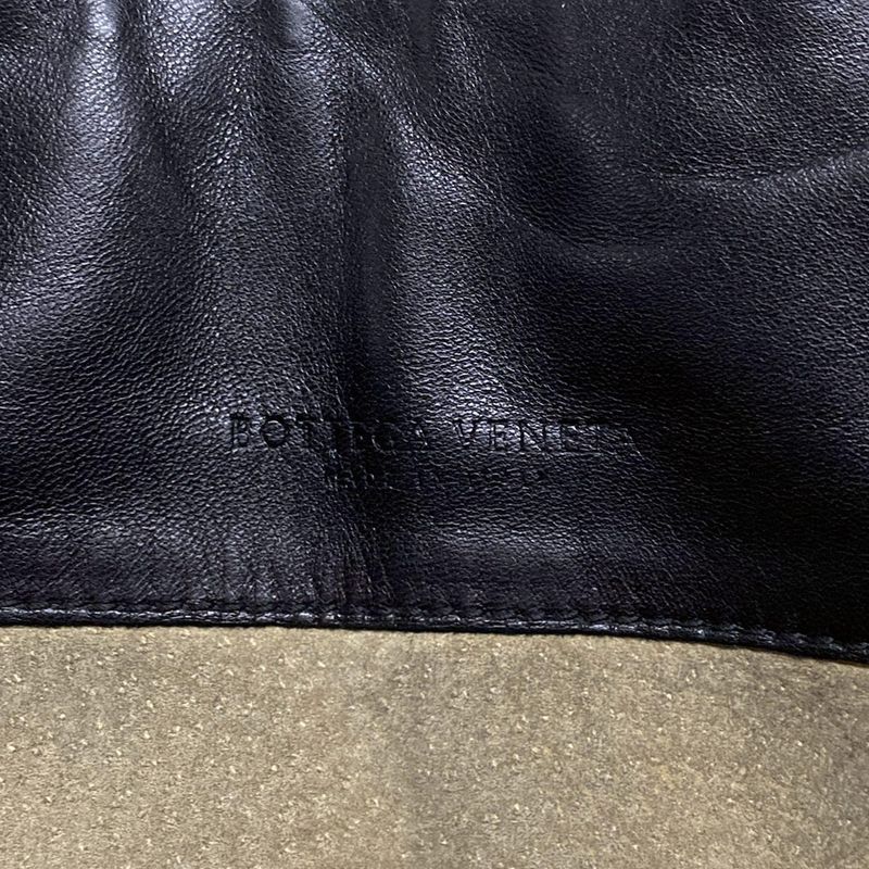 Bottega Veneta Julie Intrecciato 204451 Black Leather