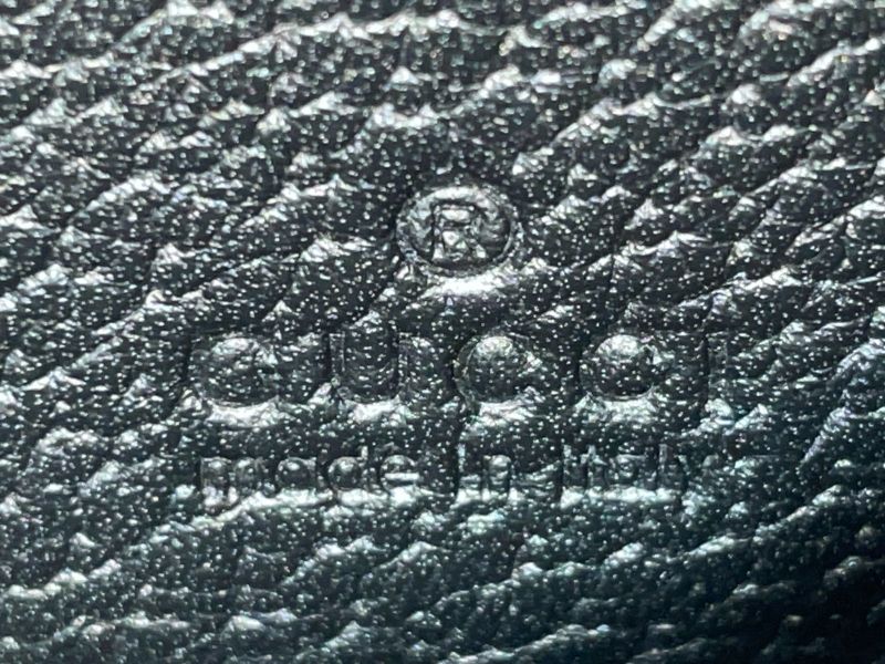 Gucci Animalier Bee Leather Zip Around Wallet Round Zipper Bee Long Wallet