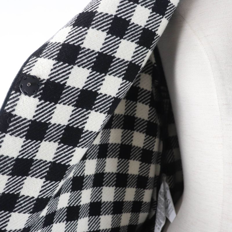 Emporio Armani Emporio Almaani Black Tag Wool Staggered Pattern Belted Coat