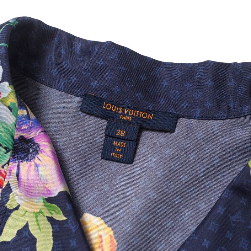 2022awLouis Vuitton Long Sleeve Shirt Size 38 All Silk Monogram Flower Print