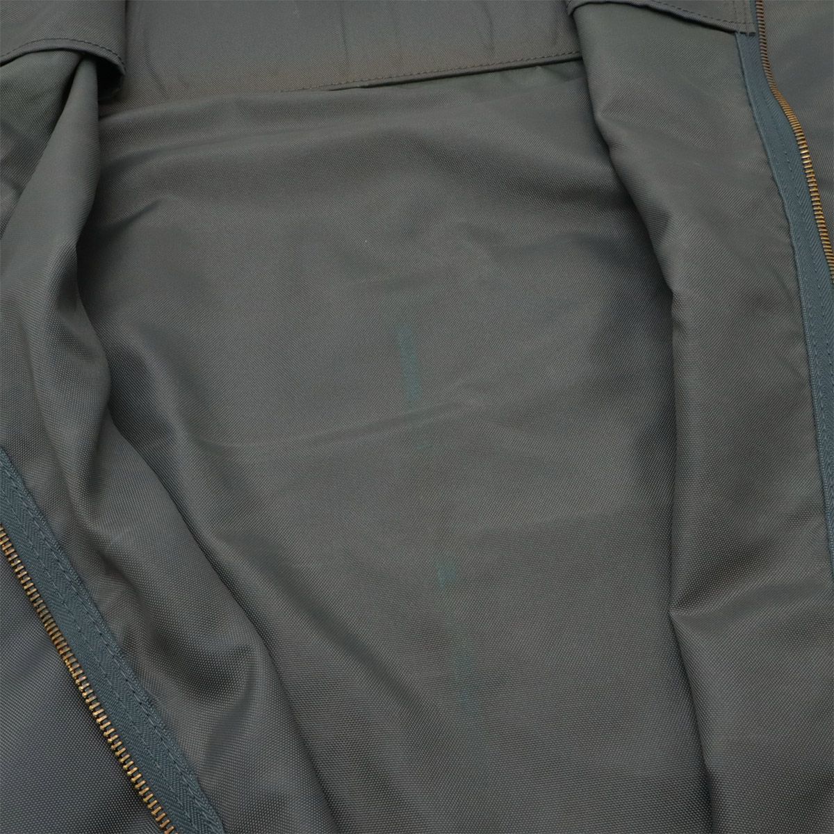 Louis Vuitton Taiga Erlangga En Poche Garment Bag Boston Bag Travel Bag Epi