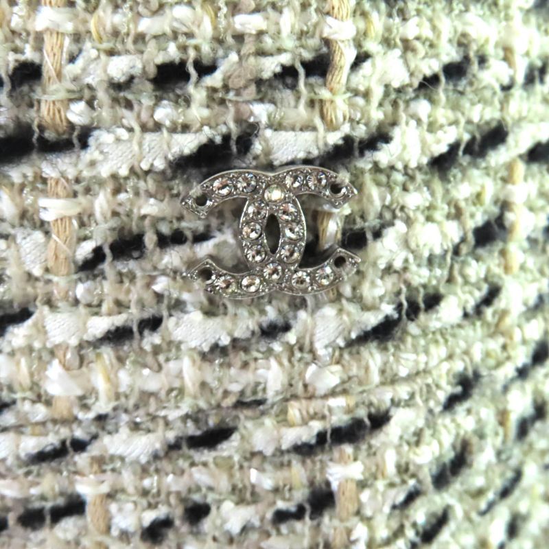 CHANEL Vintage 04A P23949/p23976 Tweed Jacket + Skirt Setup Suit With