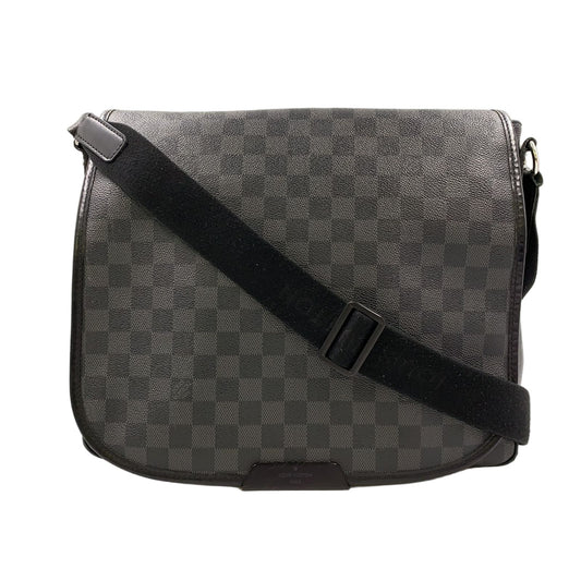 Louis Vuitton Daniel MM Damier Graphite Leather Black Shoulder Bag Silver