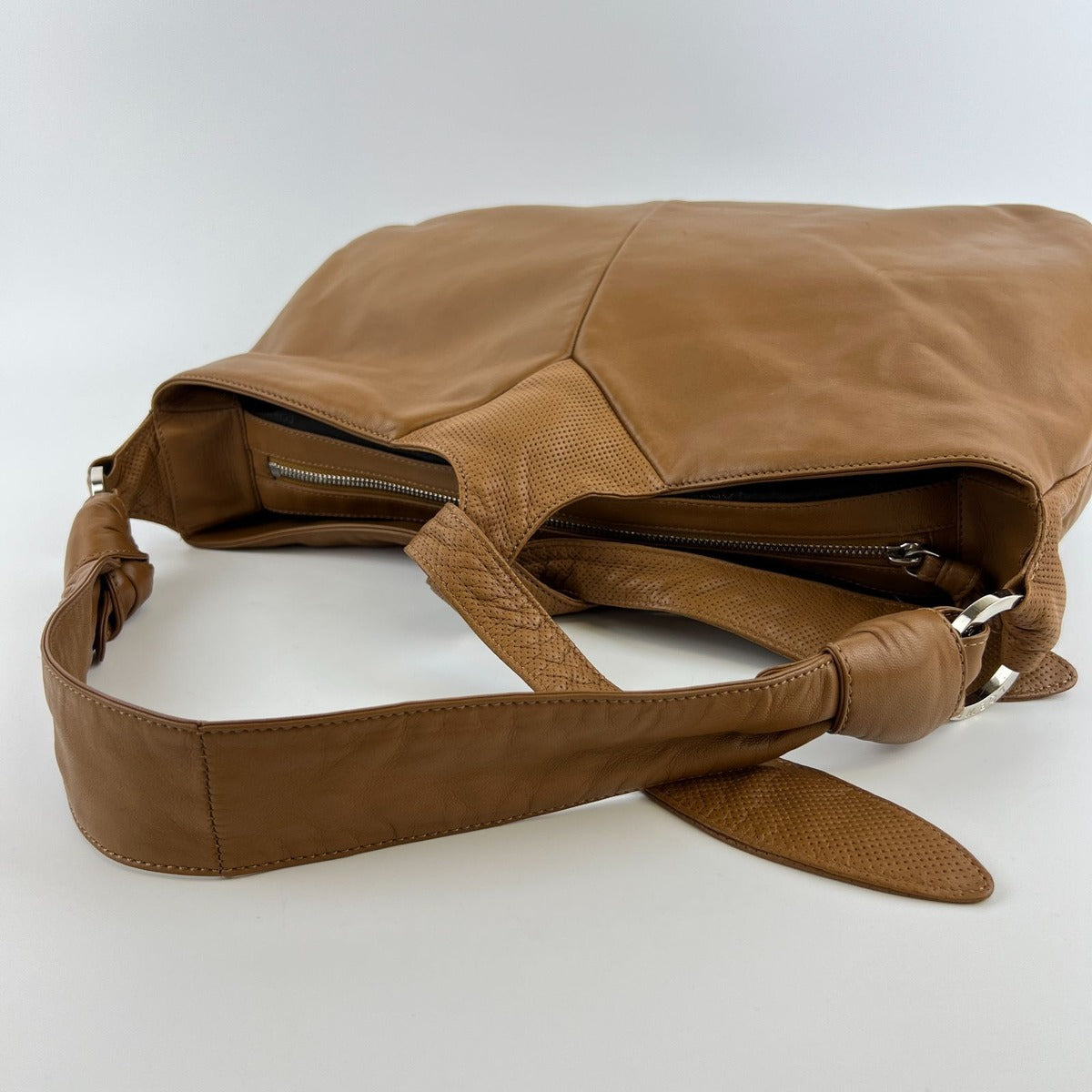 Loewe Anagram Shoulder Bag Brown Leather Vintage — view 15