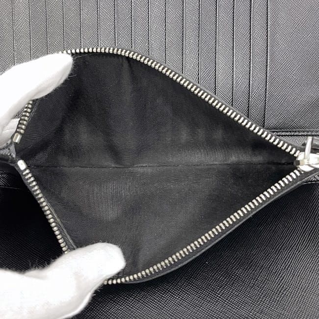 Prada Round Zipper Long Wallet Black NERO 2ml220 Excellent Condition