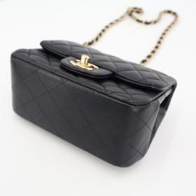 Chanel Mini Flap Bag Chain Shoulder 2019ss Matelasse A35200 Black Gold Hardware