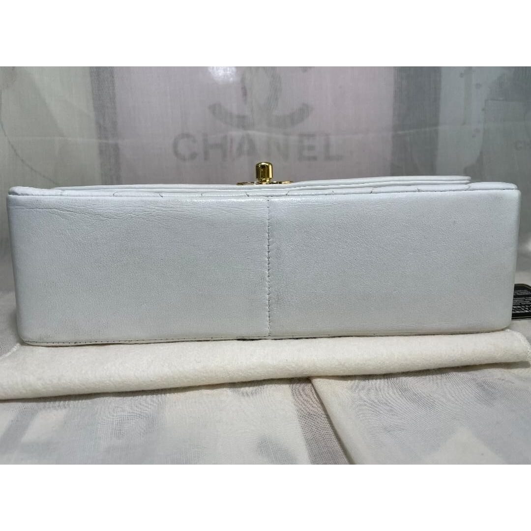 Chanel Diana Medium Single Flap Quilted Lambskin Bag White