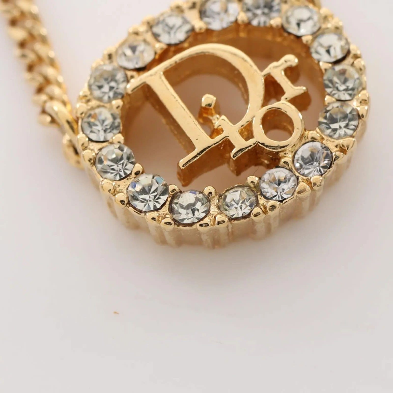 Christian Dior Vintage Rhinestone Crystal Round Necklace Gold Plated