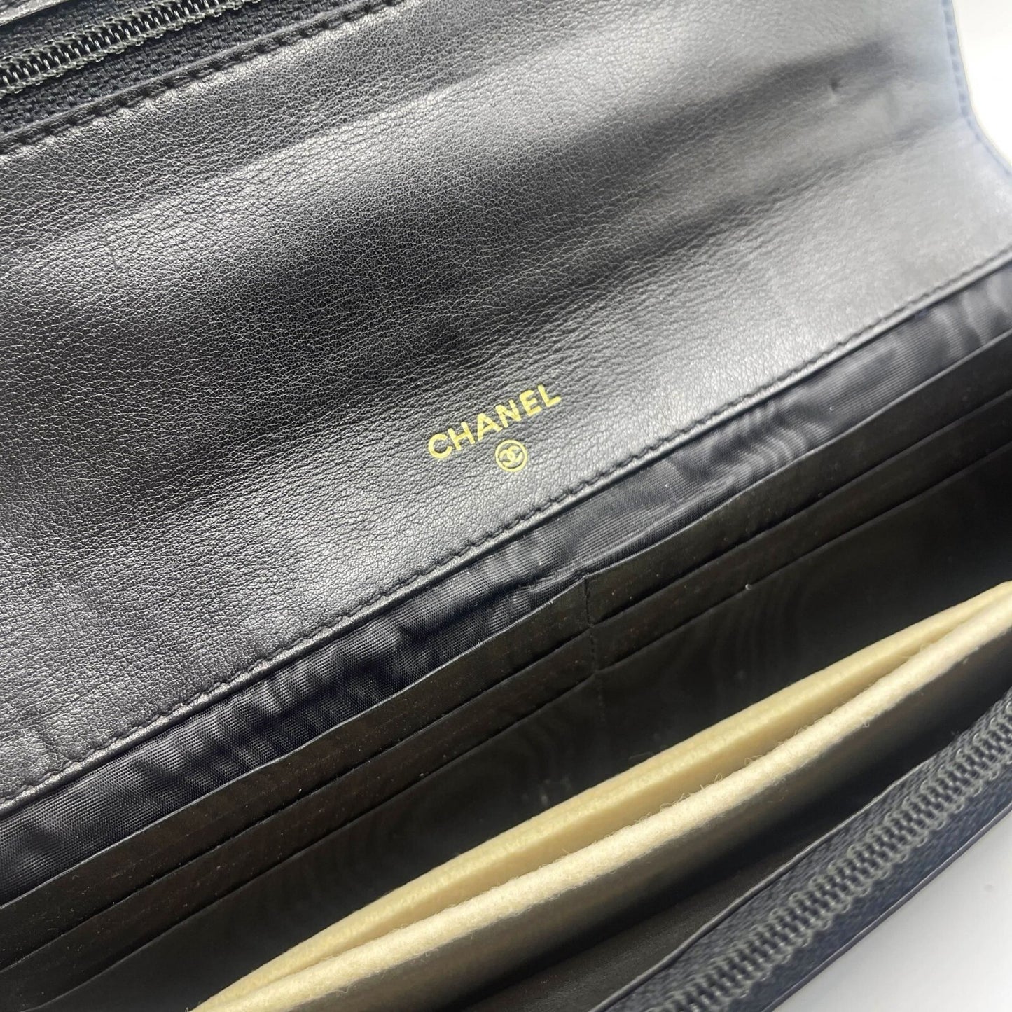 Authentic Chanel CC Classic Timeless Caviar Leather Flap Wallet Chain Purse