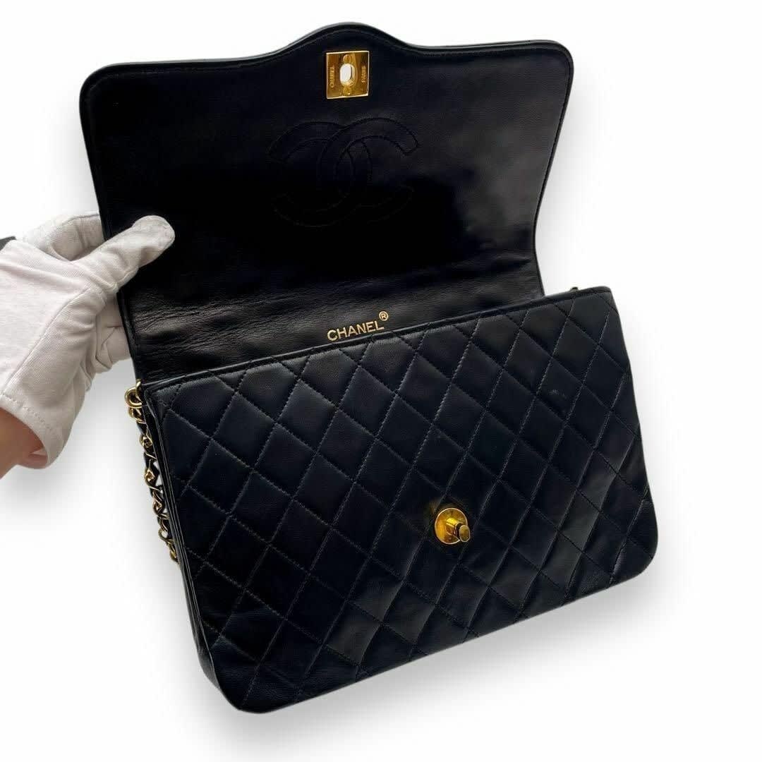 Chanel Vintage Quilted Lambskin Leather Shoulder Bag Chain