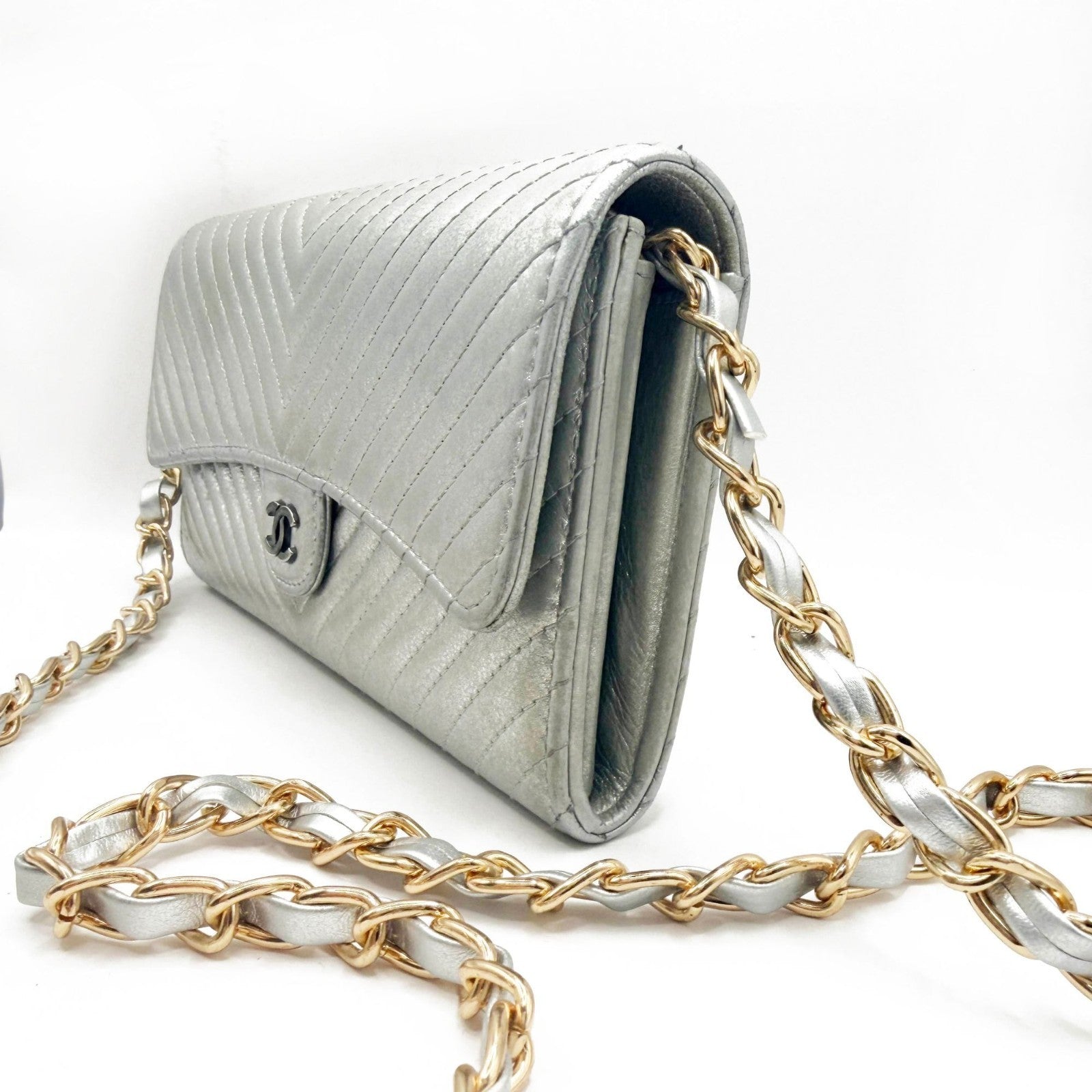 Authentic Chanel CC Chevron Timeless Caviar Flap Wallet Chain Purse Silver Bag