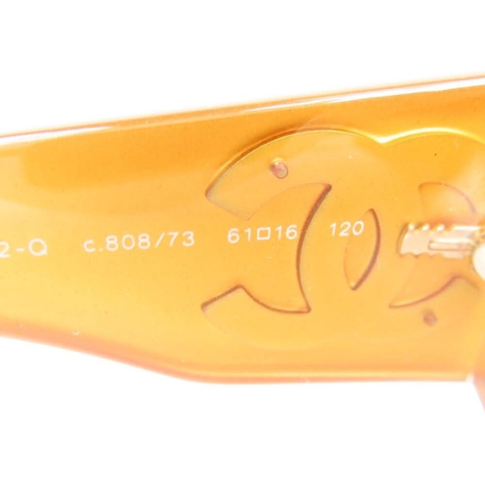 Chanel CC Vintage Logo Mother of Pearl Sunglasses 6022-Q Brown Amber