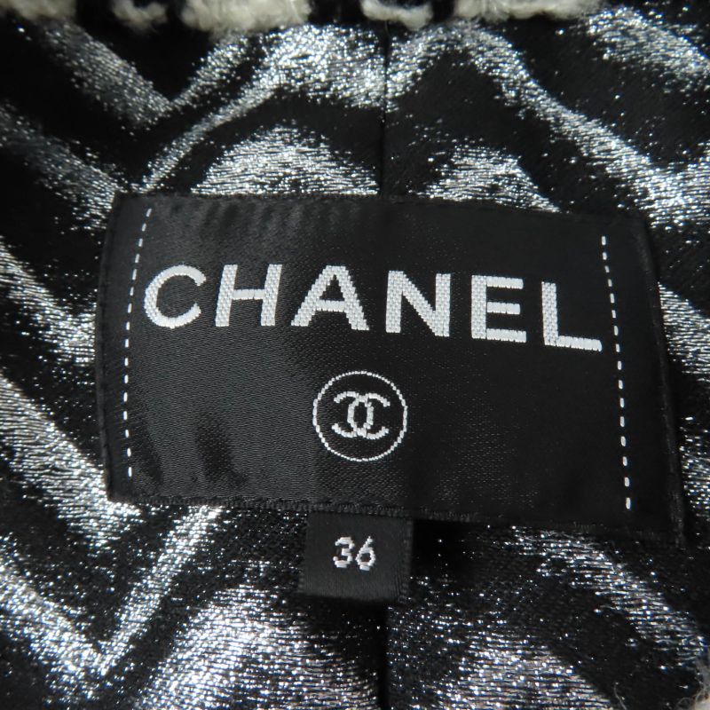 CHANEL P62358v47832 Wool Coco Mark Button Staggered Pattern Tweed Jacket Black