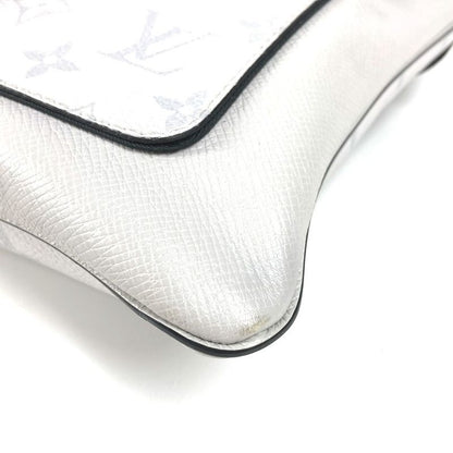 Louis Vuitton Shoulder Bag Flap Messenger M30411 Taiga Leather White