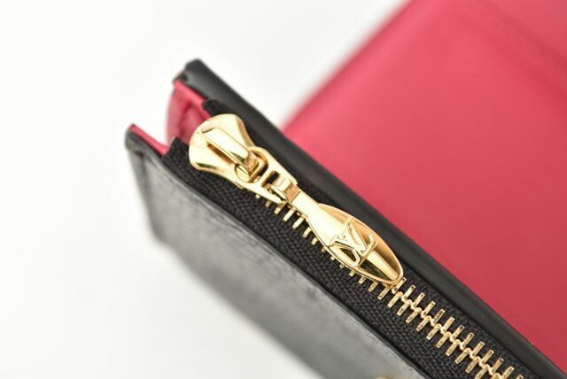 Louis Vuitton Wallet Louis Vuitton Portefeuille Capucines XS Taurillon Noir