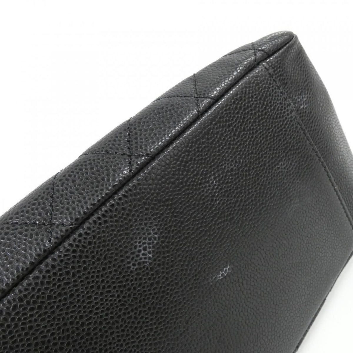 Chanel Shoulder Bag Caviar Grained — view 3