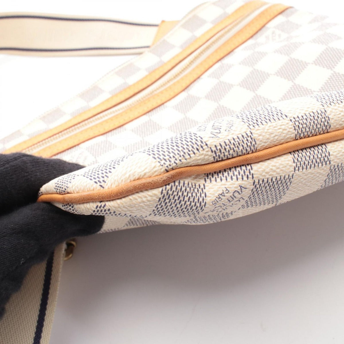 Louis Vuitton Shoulder Bag Pochette Bosfoll Canvas Leather — view 7