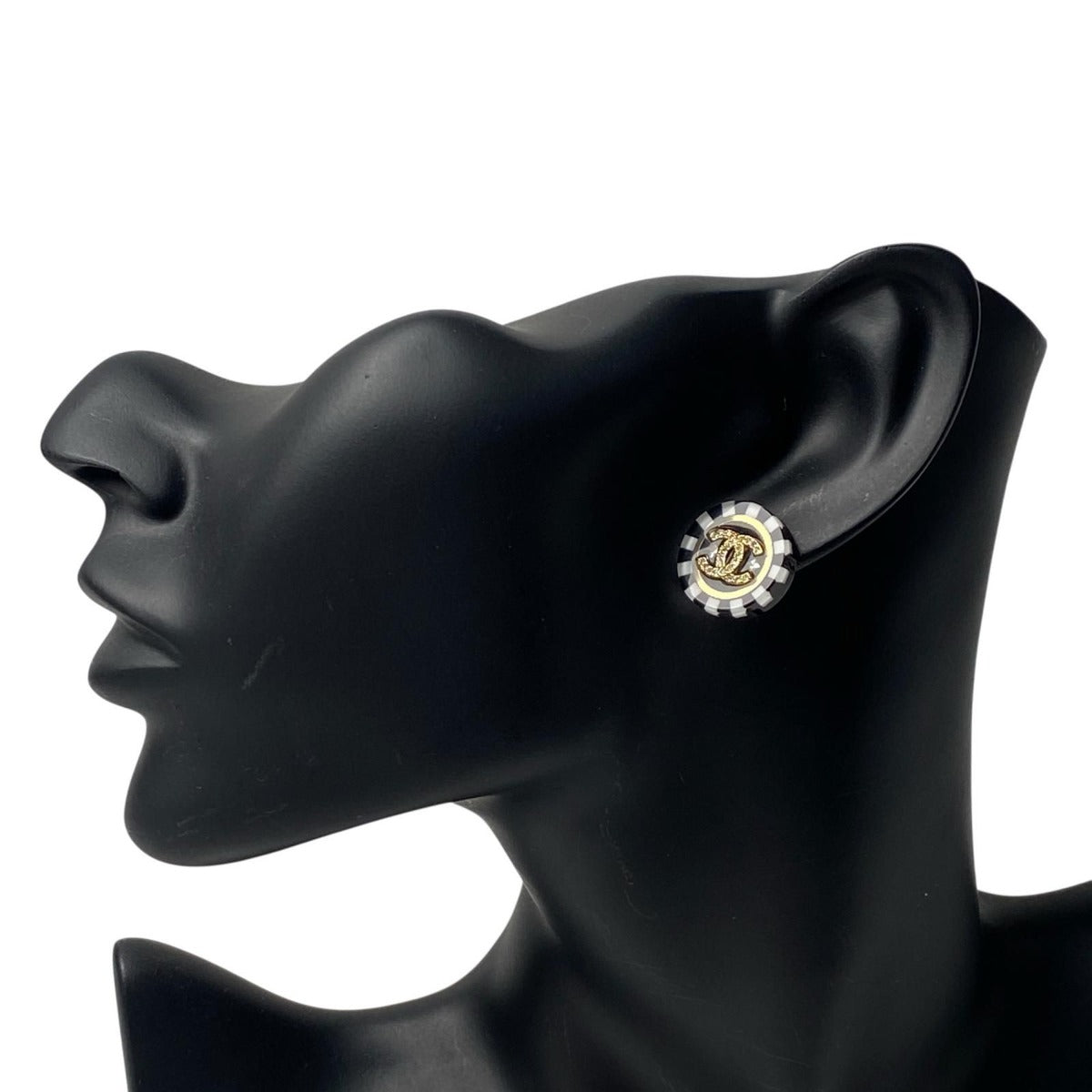 Chanel Earrings CC Logo Circle C Stone — view 2