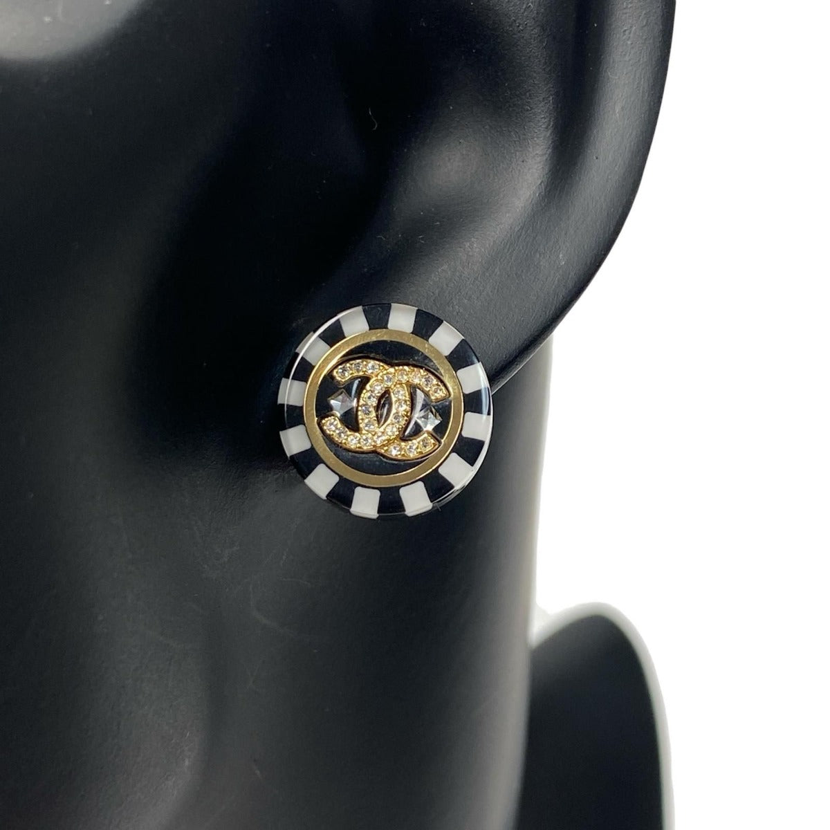 Chanel Earrings CC Logo Circle C Stone — view 3