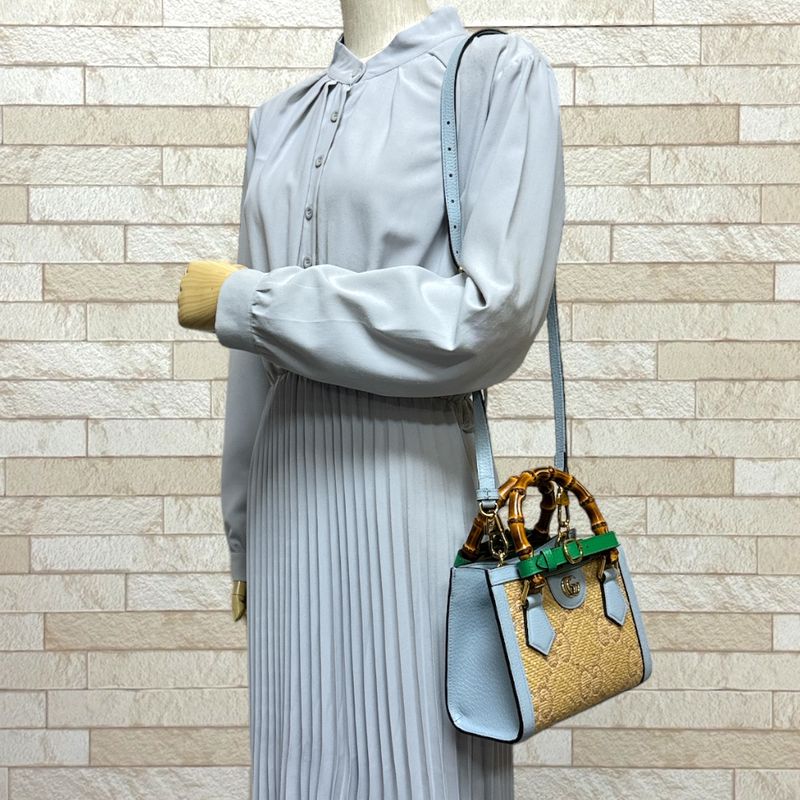 Gucci Diana Mini Tote Bamboo Shoulder Bag Raffia 702732 Beige Ladies Gucci
