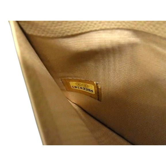 Chanel Bifold Long Wallet Beige Leather Coco Mark Button — view 8