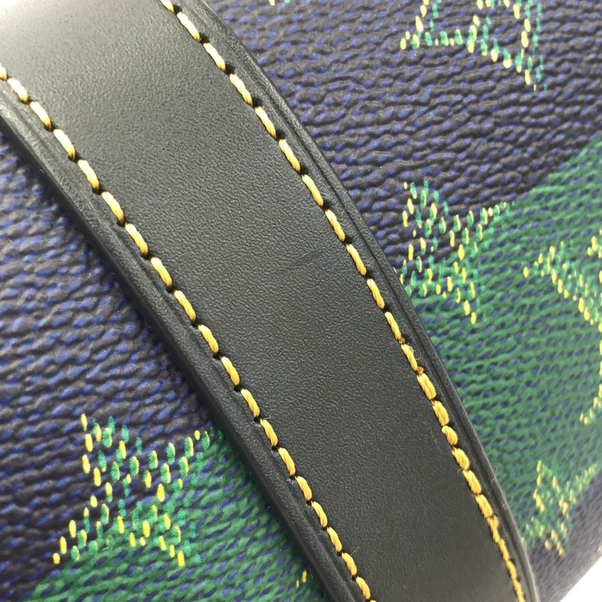 Louis Vuitton Monogram Heritage Keepall Handbag — view 4
