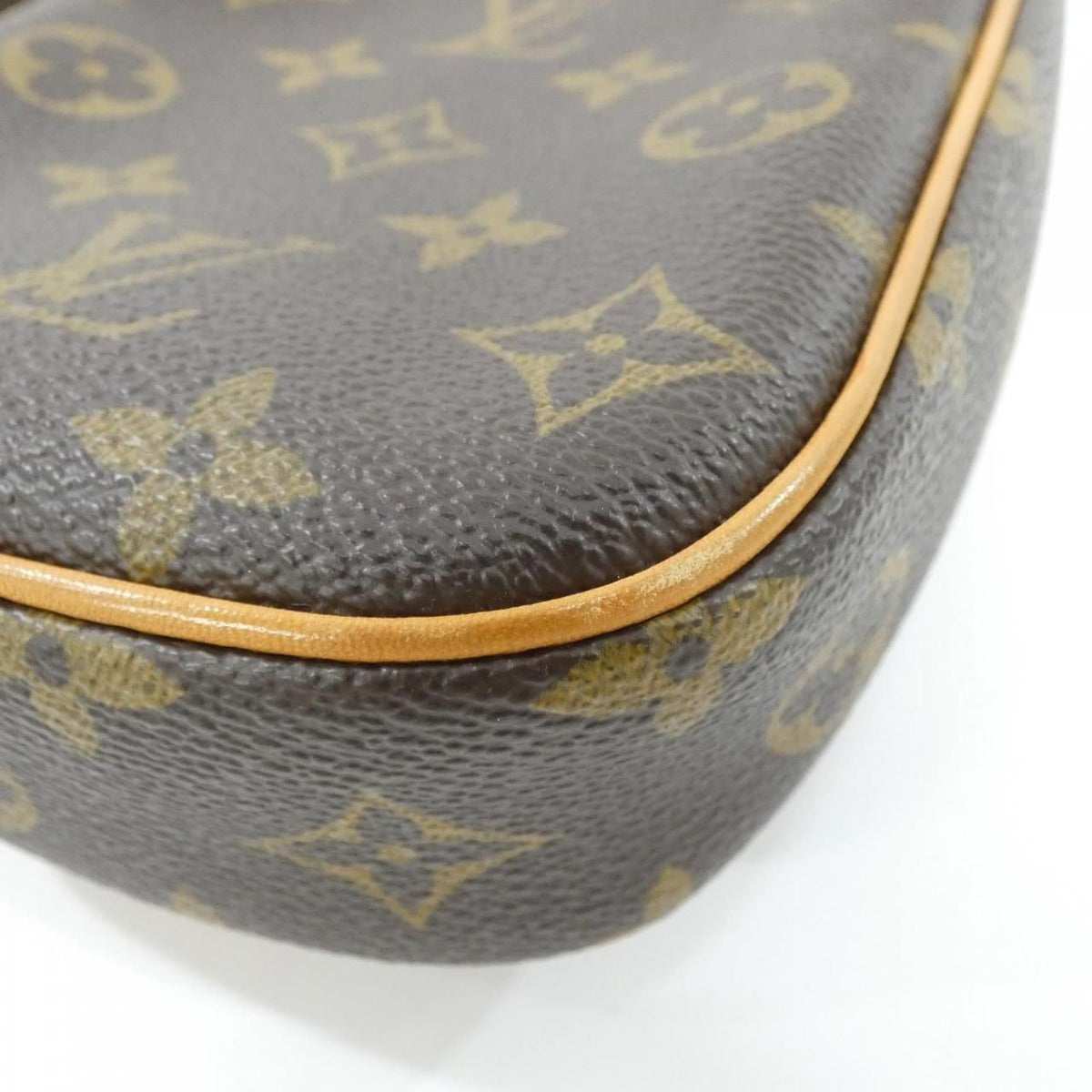 Louis Vuitton Monogram Pochette Gange Shoulder Bag Brown Marron — view 3