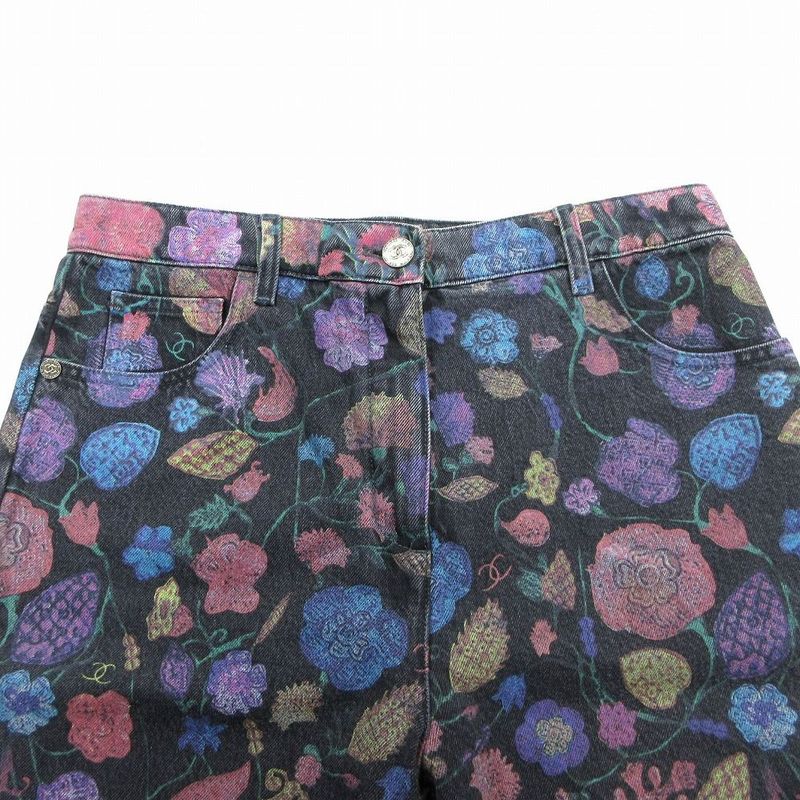 Chanel P70723v62507 21a Denim Pants Jeans Total Coco Mark Button Camellia