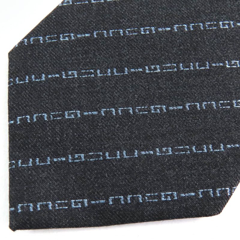 Gucci 100% Wool Regimental Logo Stripe Tie With 7cm (2.76in) Dark Gray Tips