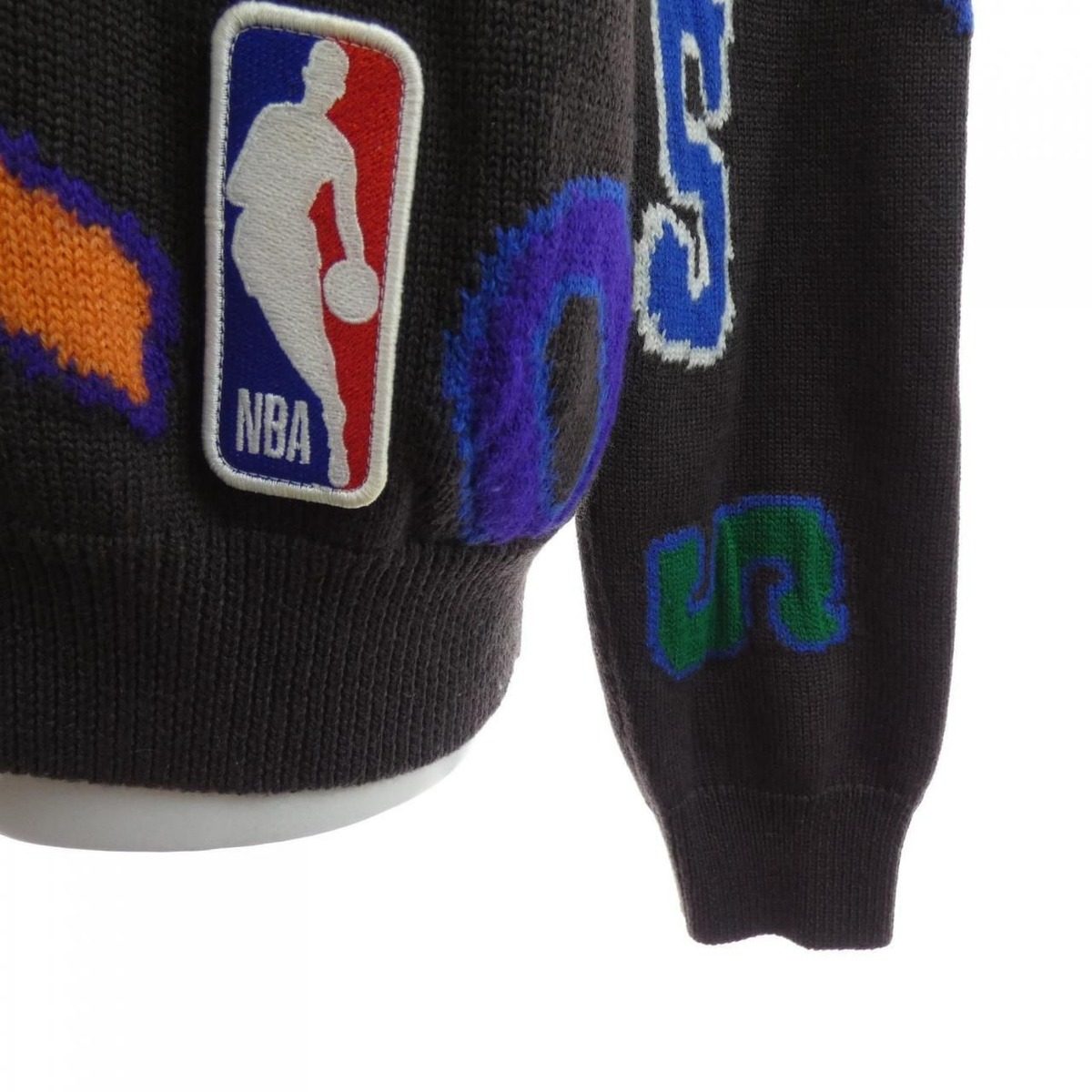 Louis Vuitton Nba Letter Neck Knit Sweater — view 7