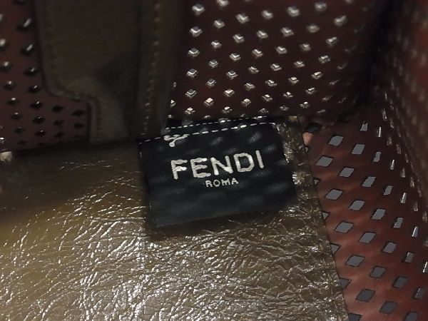 Fendi Peekaboo Defender Leather Bag Cabas White And Brown Al3023