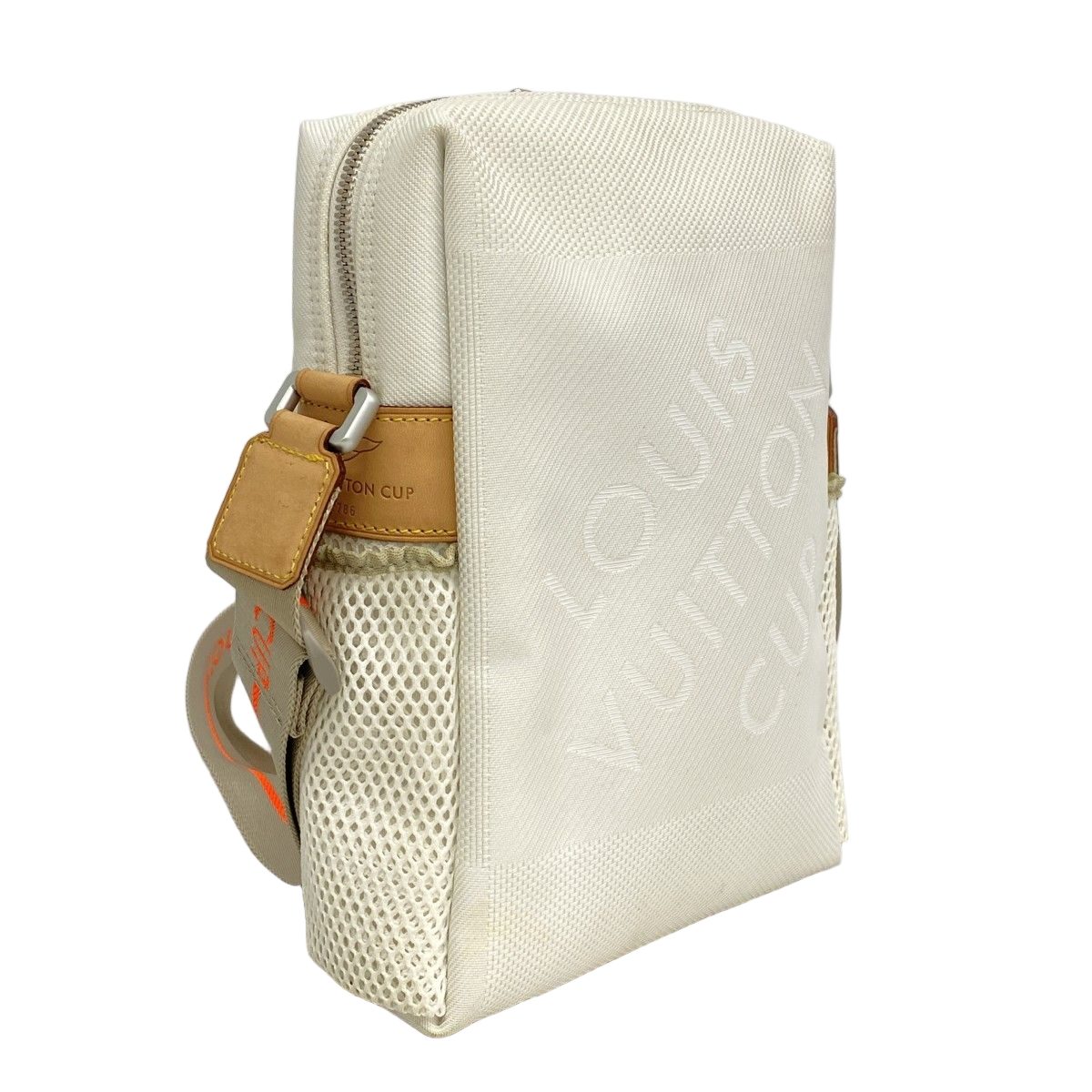 Louis Vuitton Shoulder Bag Damier Jean Cup Weatherly White — view 2