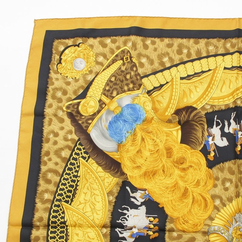 Hermes Carré 90 Casques Et Plumets Faceless Helmet Silk Scarf Horse Gold Black