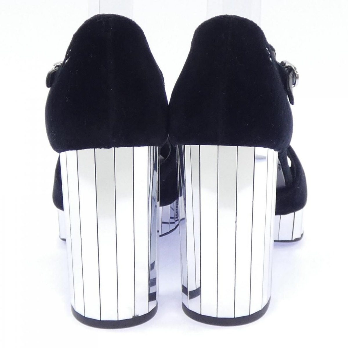Chanel Shoes Loafers Black — view 5