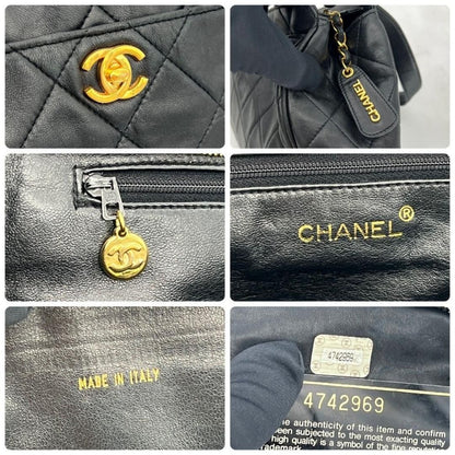 CHANEL CC Vintage Lambskin Black Gold Purse Bag Tote Chain Turnlock