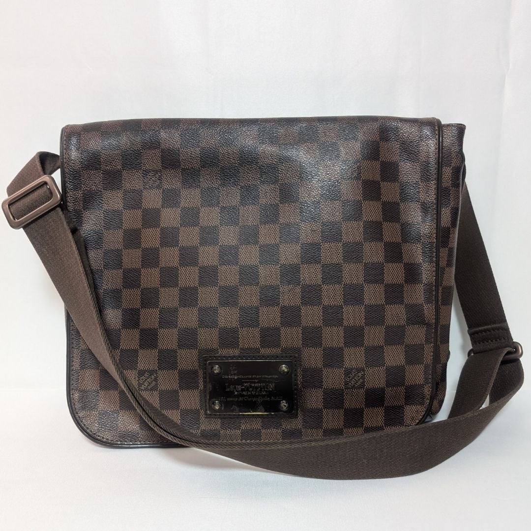 Louis Vuitton Brooklyn MM Damier Messenger Bag