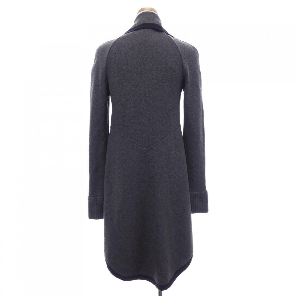 Chanel Coat Gray 34 — view 2