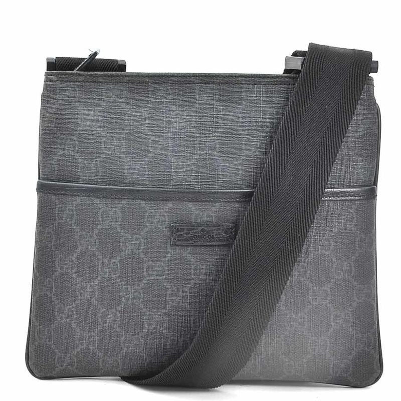Gucci Shoulder Bag GG Supreme