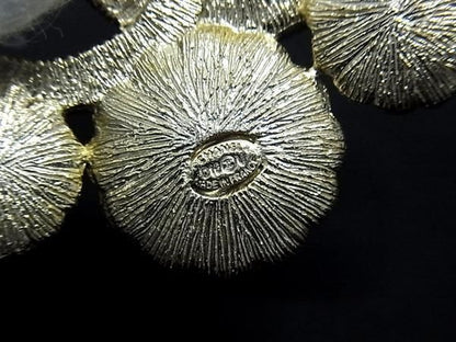 Chanel Coco Mark D16V Pearl Pin Brooch Pin Brooch Pin Badge Accessories