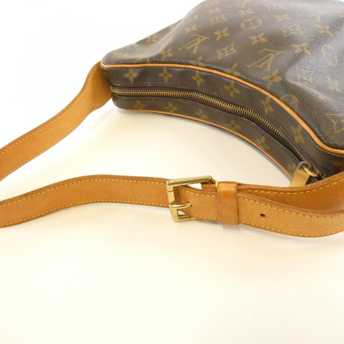 Louis Vuitton Monogram Croissant MM Shoulder Bag — view 5