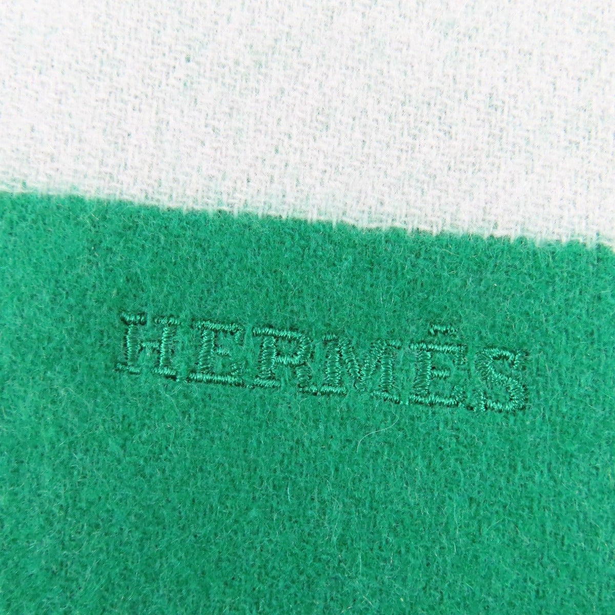 Hermes Workman Female Cashmeremuffler Steady Go Mint/ Bicolor Scarf — view 8