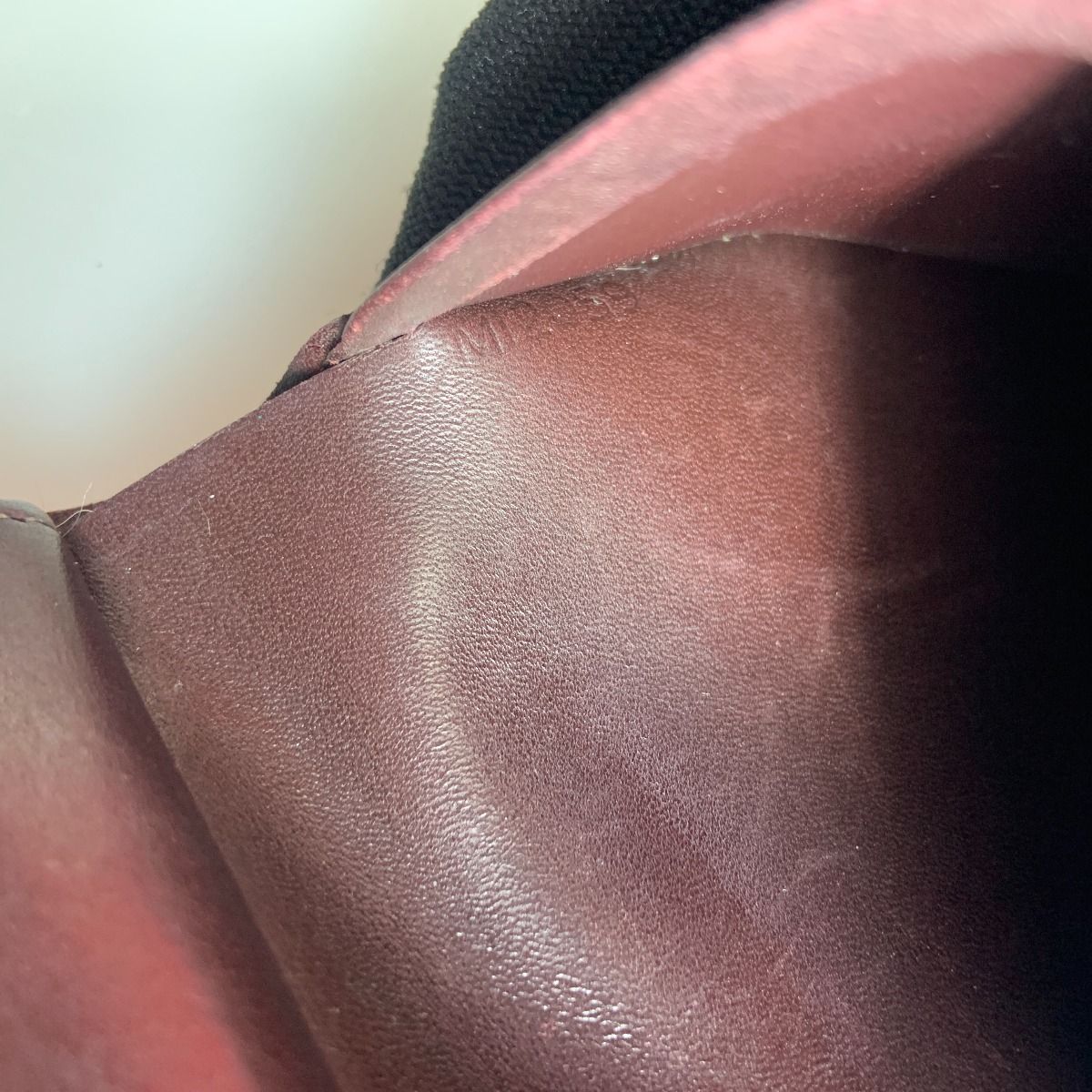 Louis Vuitton Vernis Portefeuille Viennois Rouge Fauvist Bifold Clasp Wallet