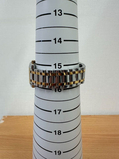 Fendi 7000l Quartz Watch Shell Dial Diamonds Working A25-2017