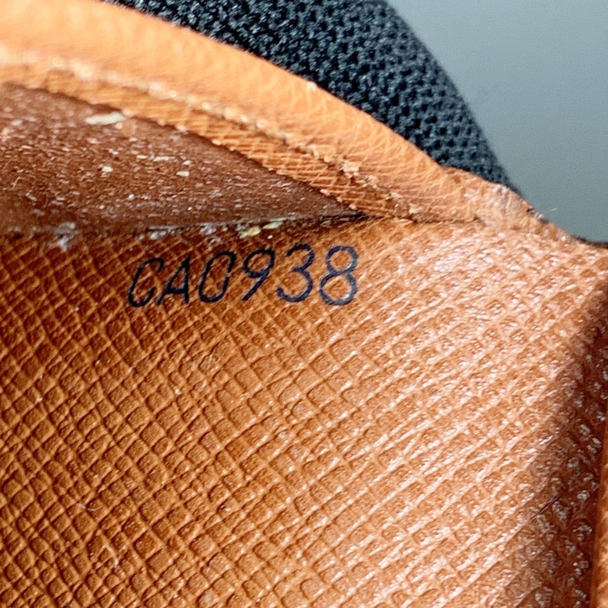 Louis Vuitton Monogram Porte Bier 10 Cult Credit Bifold Short Wallet M60883