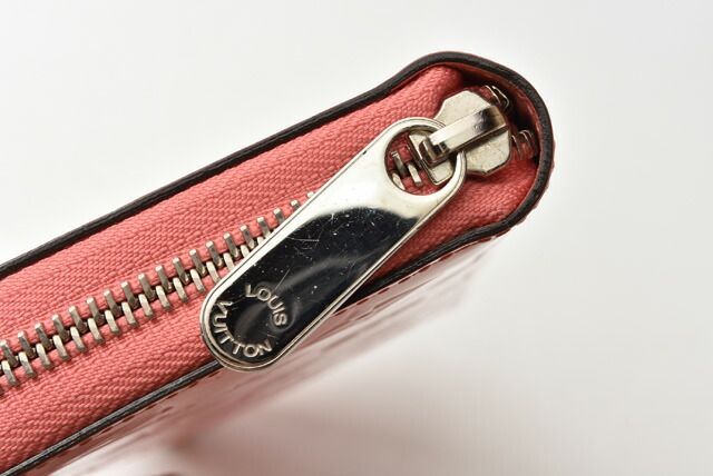 Louis Vuitton Preowned Wallet Louis Vuitton Round Zipper Vernis Rose Rich M93202