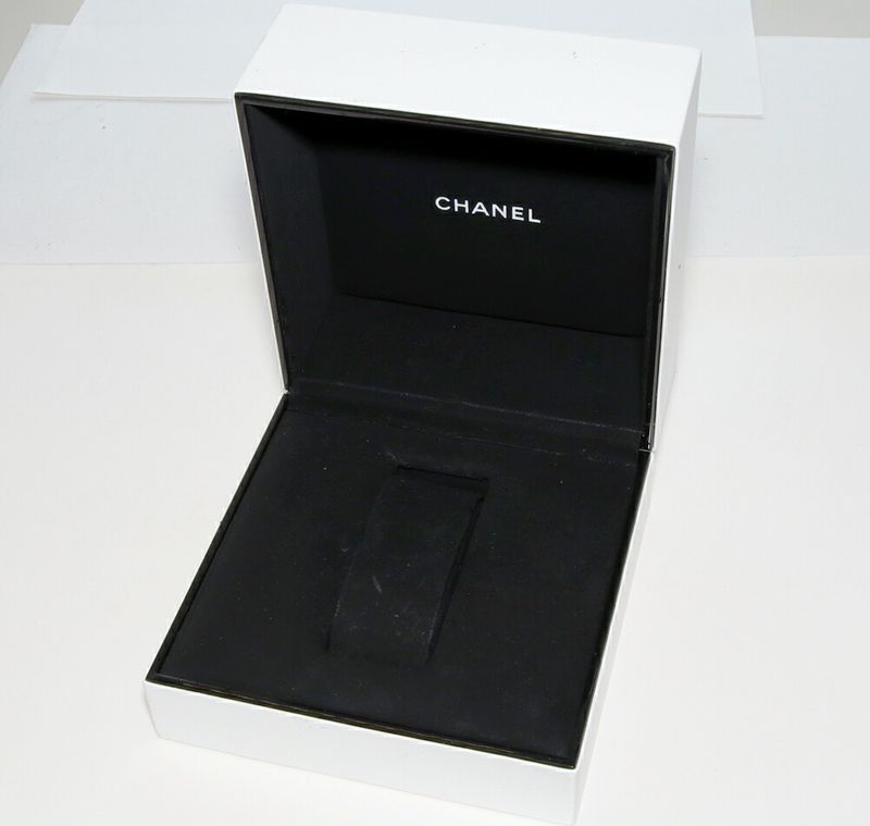 Chanel J12 33mm (130in) H1708 Ladies