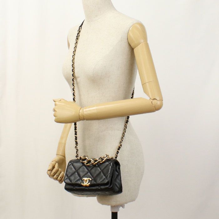 Chanel Chain Shoulder Bag Matelasse Npt9k2nl Crossbody Shoulder Bag Lambskin