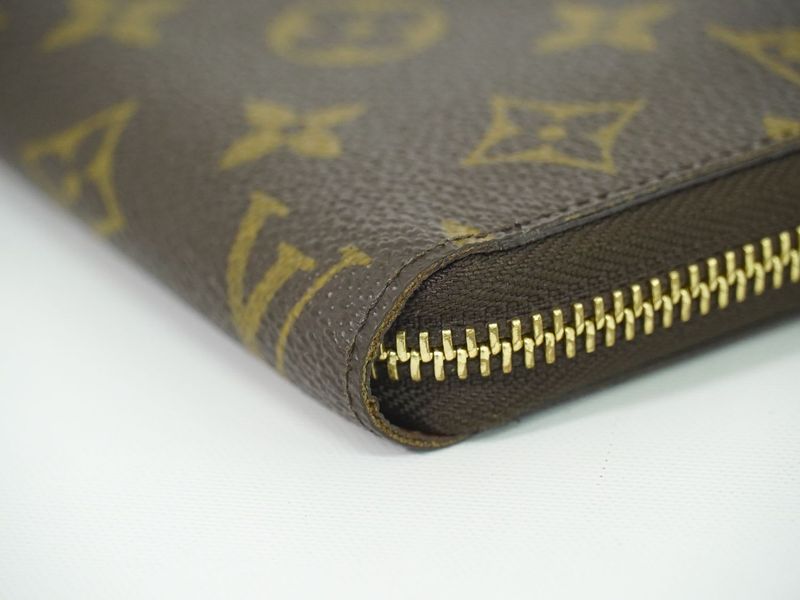 Authentic Louis Vuitton LV Zippy Wallet Monogram Round Zipper Long Wallet Brown