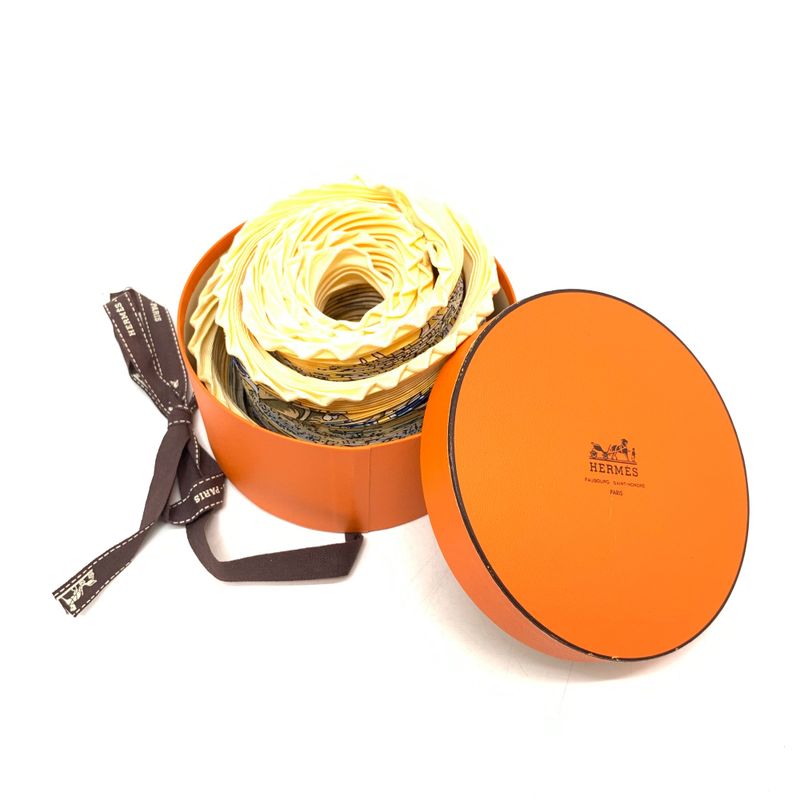Hermes Pleated Scarf L'ile Deserte None Man's Island Carre 90 Yellow With Box